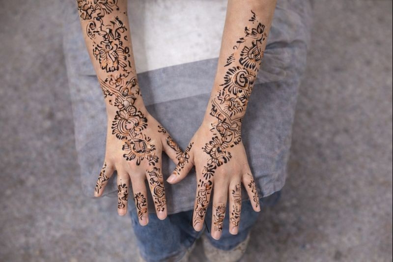 Henna design example